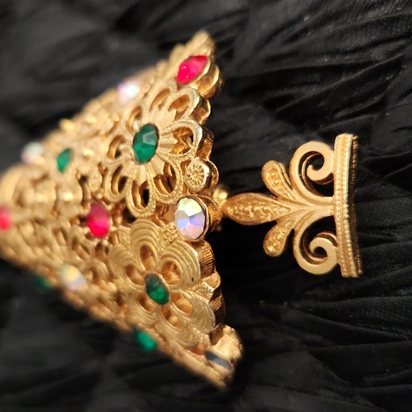 ⭐️Vintage signed MYLU gold tone Christmas Tree Brooch! Approx 2.5 in - Picture 4 of 6